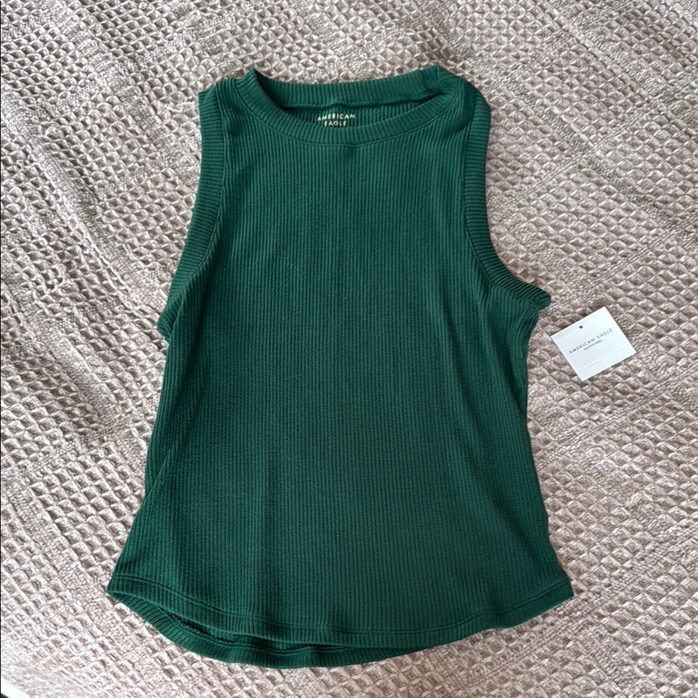 NWT American Eagle Outfitters Green Muscle Tee Crew Neck